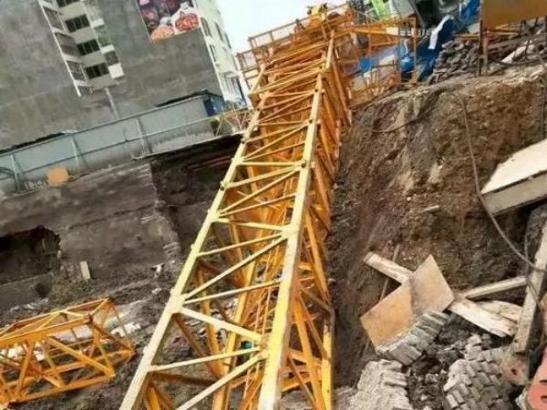 渌口区吊车公司_吊车出租的优势